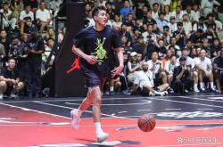 开云体育官网-关于勇士完胜魔术，郭艾伦状态火热的信息