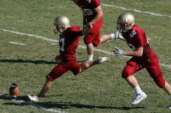 开云下载-拉亚，威尔士对阵智利一役的攻防转换核心与胜负关键