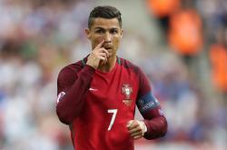 开云体育下载-暗夜极速王座，卡塞米罗在F1街道赛的绝对统治